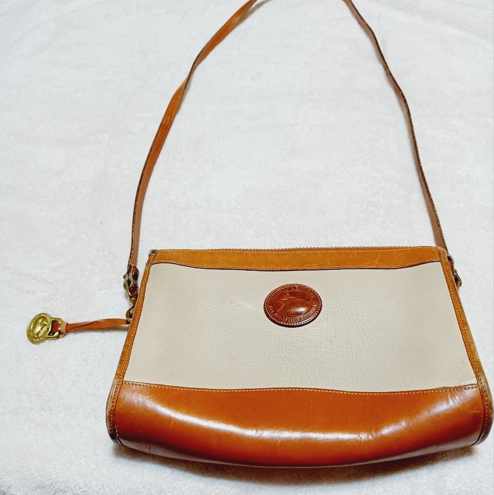 Dooney & Burke Vintage shoulder crossbody bag in cream and tan leather women
